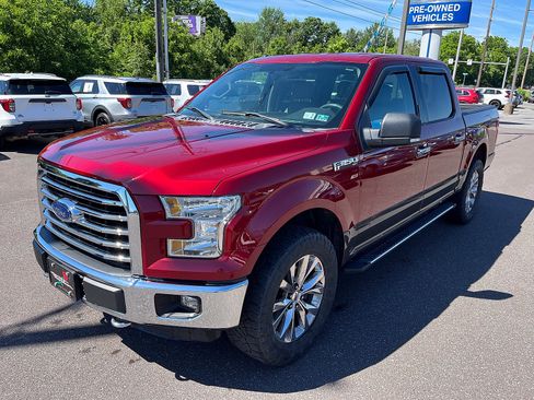 Used 2015 Ford F150 XLT w/ Equipment Group 301A Mid AWD/4WD image 4