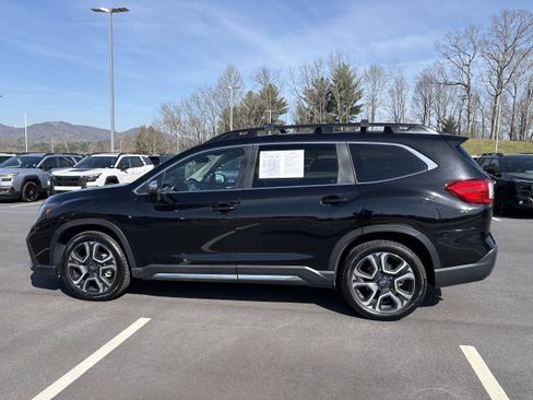 Used 2023 Subaru Ascent Limited w/ Technology Package image 5