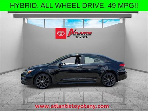 Certified 2023 Toyota Corolla SE w/ Carpet Mat Package (TMS) AWD/4WD image 5