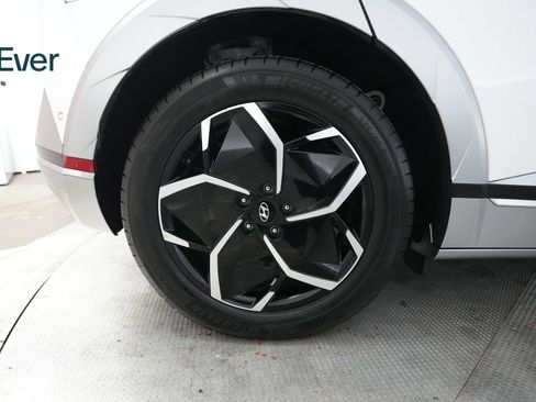 Used 2024 Hyundai Ioniq 5 Limited RWD image 22