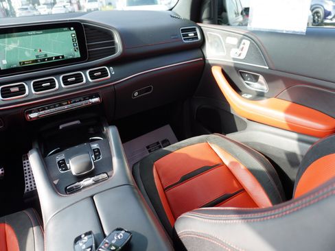 Used 2022 Mercedes-Benz GLE 53 AMG 4MATIC image 24