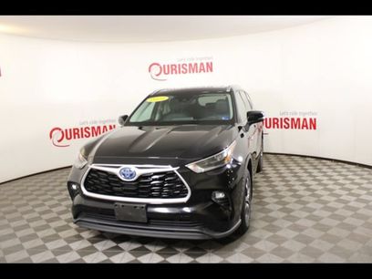 Used 2021 Toyota Highlander XLE