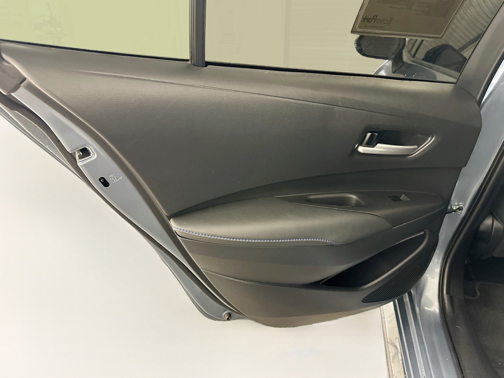 Used 2021 Toyota Corolla SE w/ Carpet Mat Package (TMS) FWD image 27
