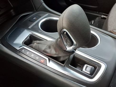 Used 2024 Chevrolet Equinox LT FWD image 22