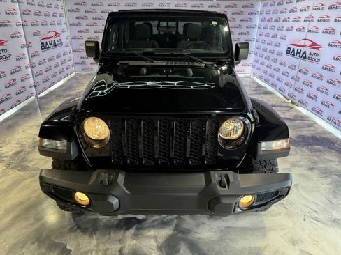 Used 2023 Jeep Gladiator Willys image 8