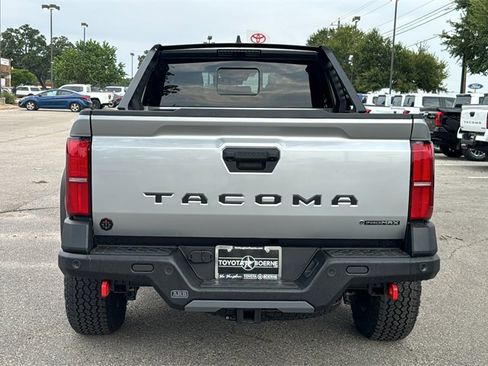 New 2025 Toyota Tacoma Trailhunter image 7