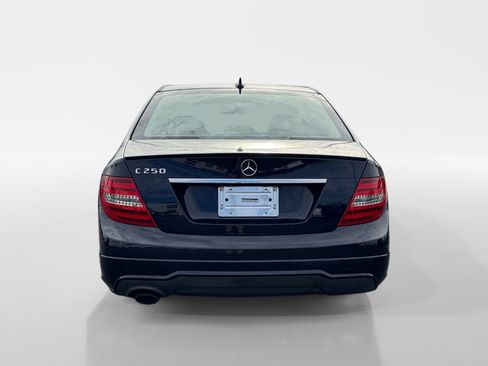 Used 2012 Mercedes-Benz C 250 Sport image 5