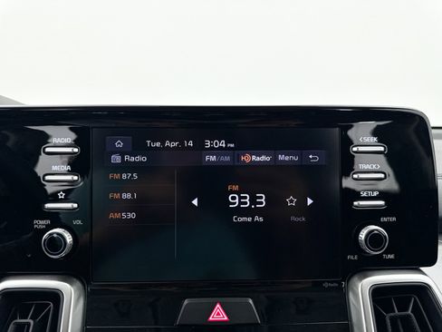 Used 2023 Kia Sorento LX image 23