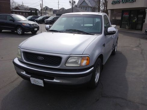 Used 1998 Ford F150 XL image 6