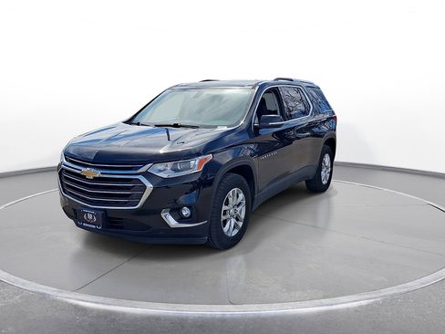 Used 2018 Chevrolet Traverse LT image 3