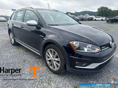 Used 2017 Volkswagen Golf Alltrack S AWD/4WD image 7