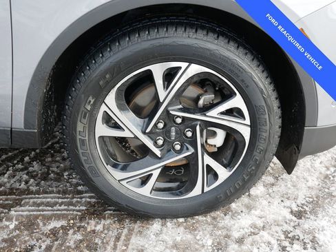 Used 2024 Lincoln Nautilus Premier w/ Equipment Group 102A image 6