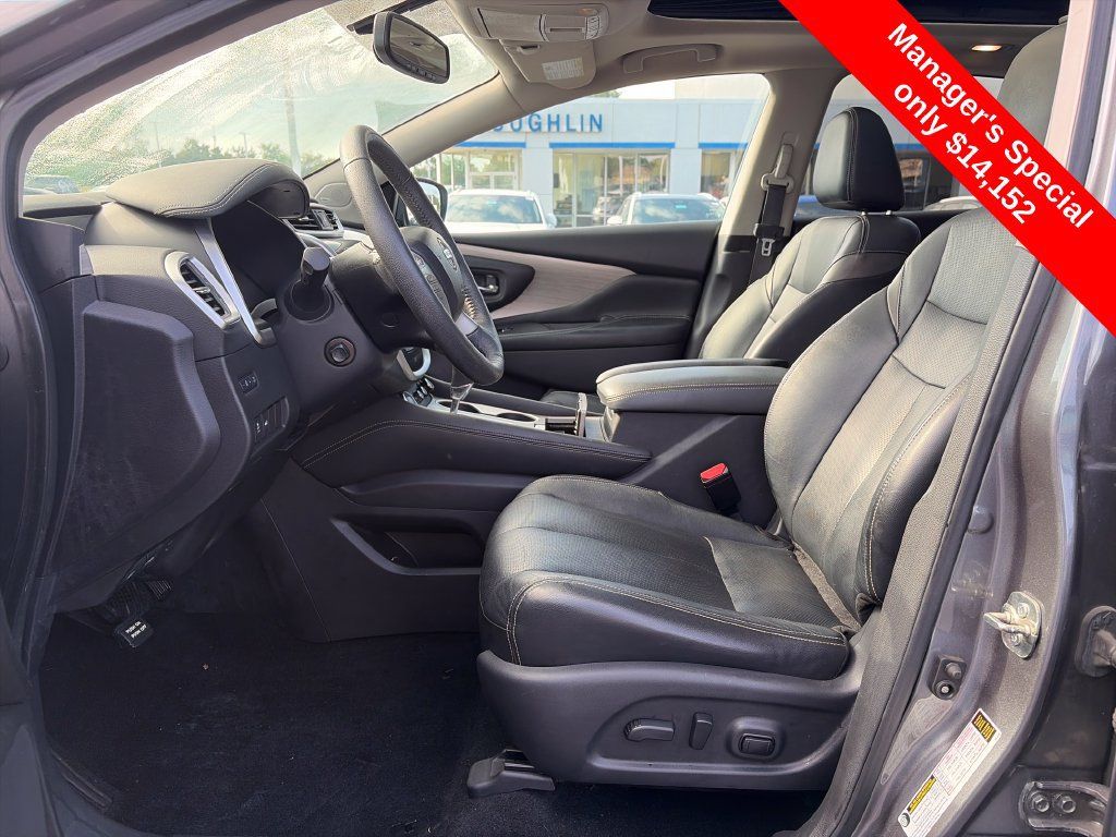 Used 2016 Nissan Murano Platinum w/ Platinum Technology Package AWD/4WD image 16