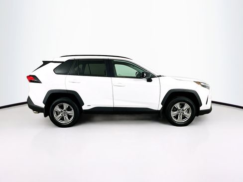Used 2024 Toyota RAV4 LE image 10