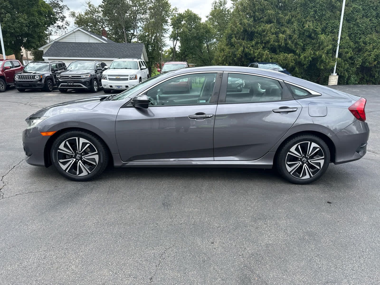 Used 2018 Honda Civic EX-T image 6