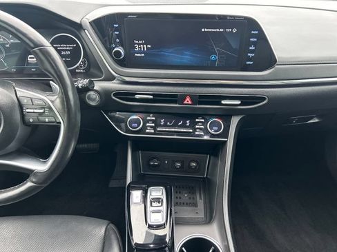 Certified 2023 Hyundai Sonata Limited FWD image 16