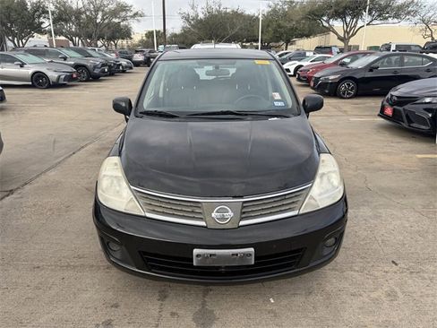 Used 2009 Nissan Versa 1.8 S w/ PWR Pkg image 2