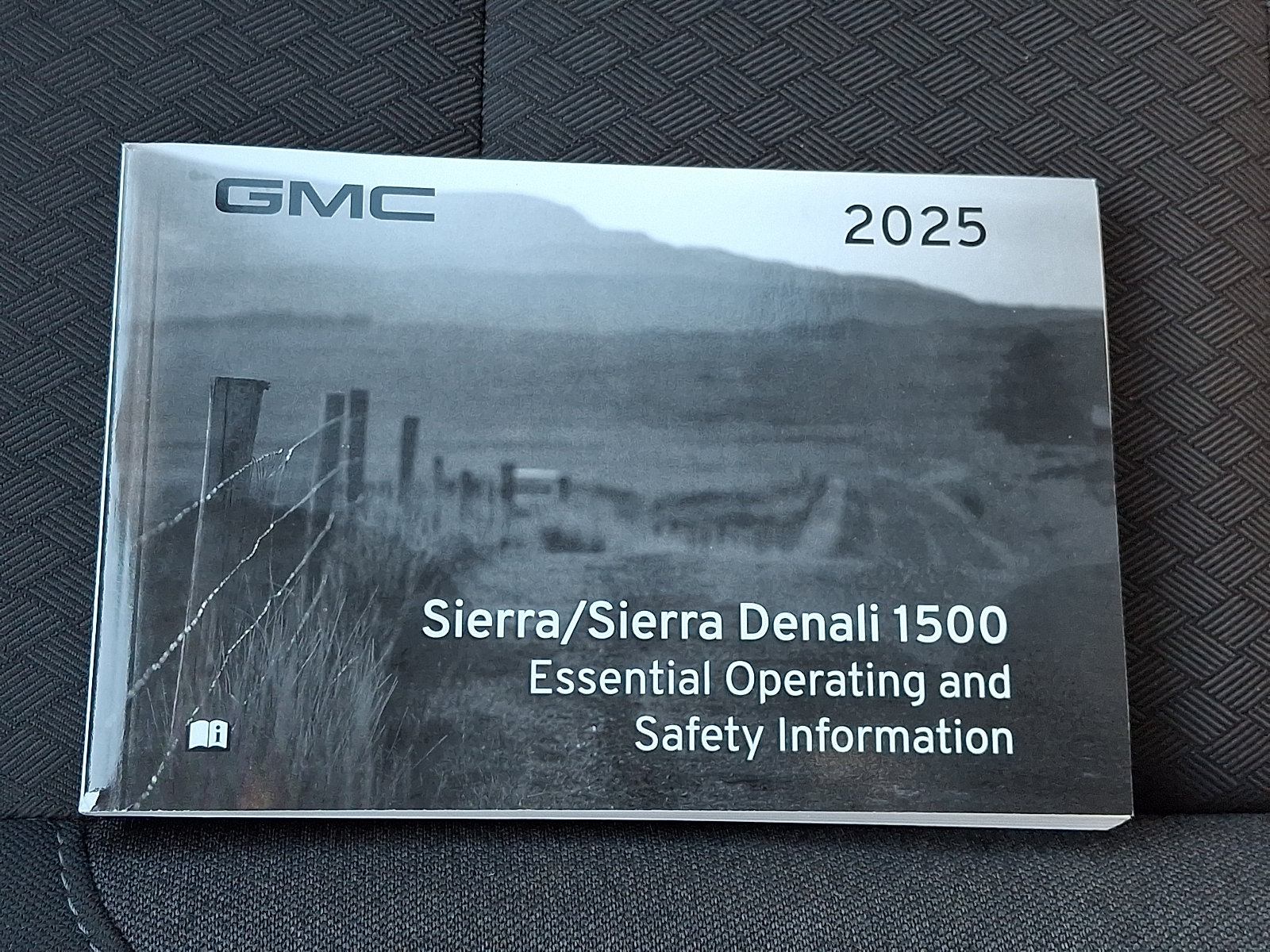 Certified 2025 GMC Sierra 1500 Elevation AWD/4WD image 26
