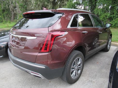 Used 2023 Cadillac XT5 Premium Luxury FWD image 9