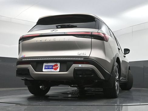 Used 2023 INFINITI QX60 Luxe w/ Performance Audio Package FWD image 33
