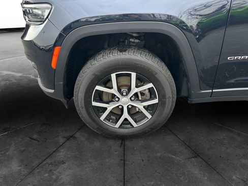 Used 2024 Jeep Grand Cherokee L Limited image 14