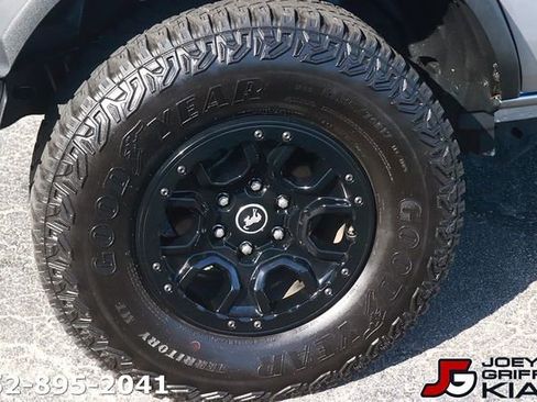 Used 2023 Ford Bronco Wildtrak AWD/4WD image 9