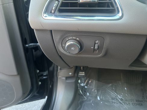 Used 2017 Chevrolet Cruze Premier w/ RS Package image 23