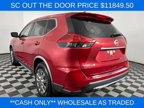 Used 2017 Nissan Rogue S FWD image 6