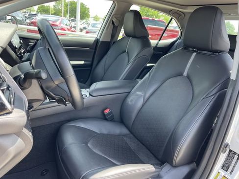 Used 2023 Toyota Camry XSE image 25