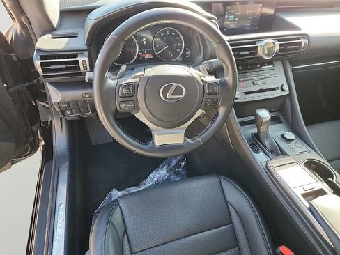 Used 2022 Lexus RC 300 image 12