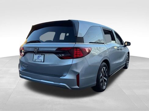Used 2025 Honda Odyssey EX-L image 9