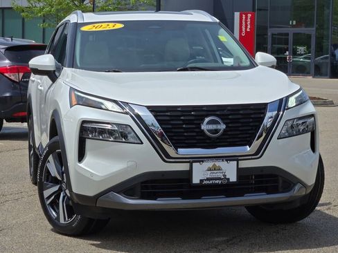 Used 2023 Nissan Rogue SL w/ SL Premium Package AWD/4WD image 3