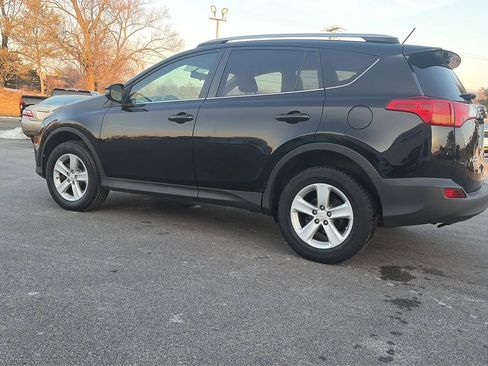 Used 2013 Toyota RAV4 XLE image 7