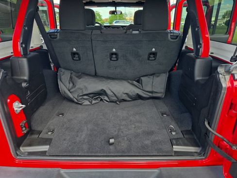 Used 2021 Jeep Wrangler Unlimited Sport AWD/4WD image 25