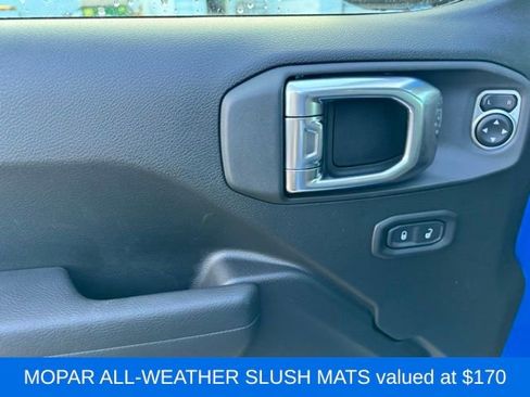 New 2026 Jeep Gladiator Sport AWD/4WD image 12
