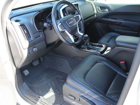 Used 2019 GMC Canyon SLT w/ Driver Alert Package image 6