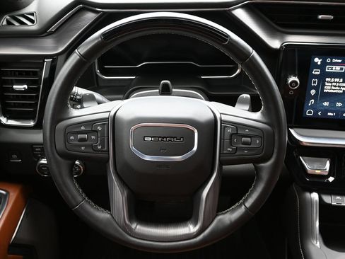 Used 2024 GMC Sierra 1500 Denali Ultimate AWD/4WD image 15
