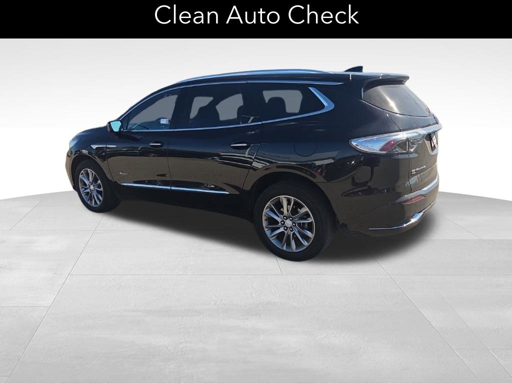 Used 2022 Buick Enclave Avenir w/ Avenir Technology Package AWD/4WD image 6