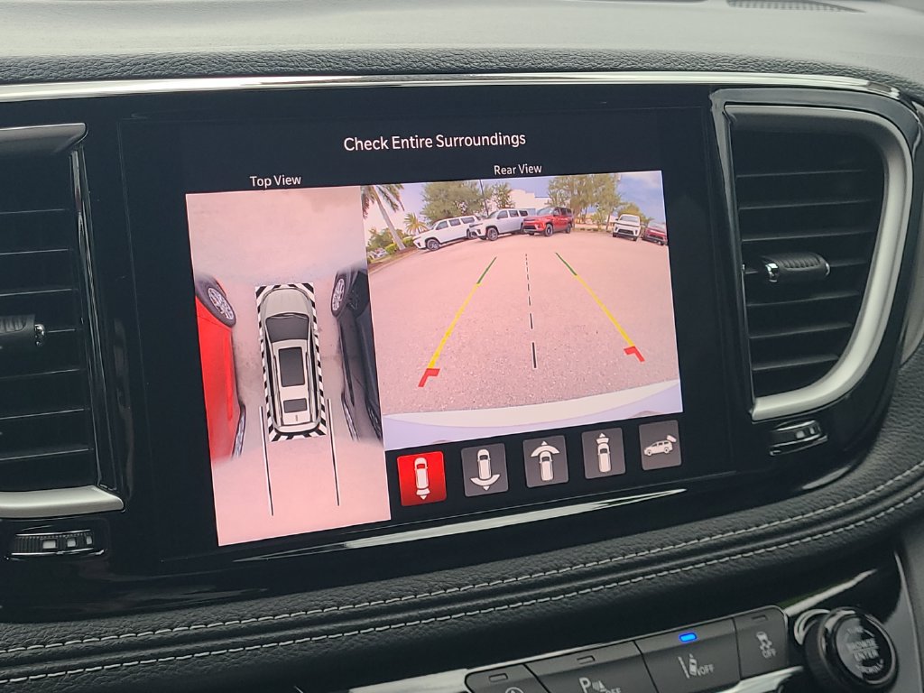 New 2027 Chrysler Pacifica Select FWD image 17