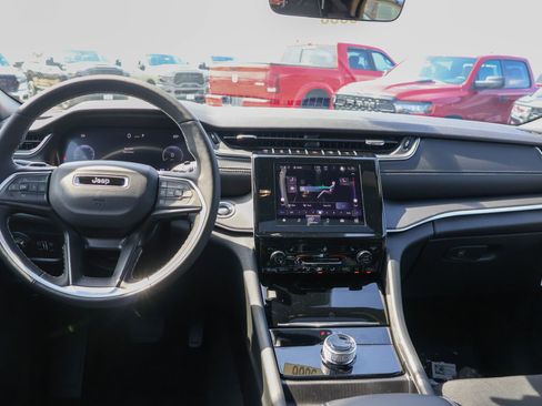 New 2026 Jeep Grand Cherokee Laredo X AWD/4WD image 17