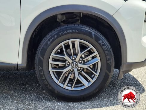 Used 2023 Nissan Rogue S FWD image 12