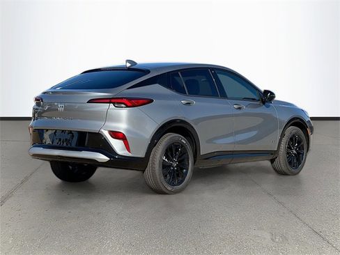 New 2026 Buick Envista Sport Touring image 4