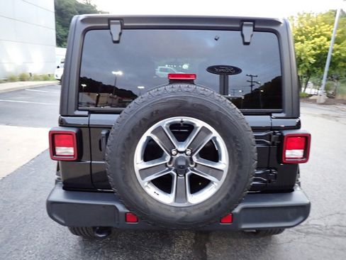 Used 2021 Jeep Wrangler Unlimited Sahara w/ Cold Weather Group image 3