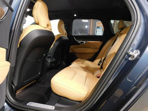 Used 2026 Volvo V90 B6 Cross Country Ultra image 68