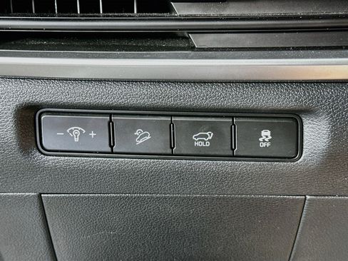Used 2025 Kia Telluride S AWD/4WD image 17