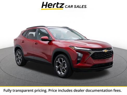 Used 2025 Chevrolet Trax LT w/ LT Convenience Package FWD image 1