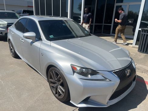 Used 2015 Lexus IS 250 w/ F-Sport Package RWD image 5