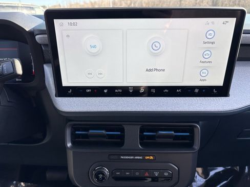 New 2025 Ford Maverick XLT w/ XLT Luxury Package image 33