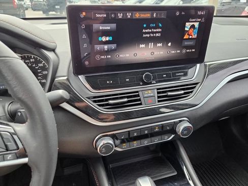 Used 2023 Nissan Altima 2.5 SR w/ SR Premium Package FWD image 23