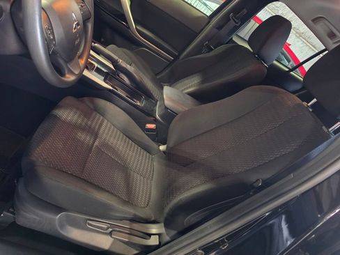 Used 2024 Mitsubishi Eclipse Cross LE AWD/4WD image 6